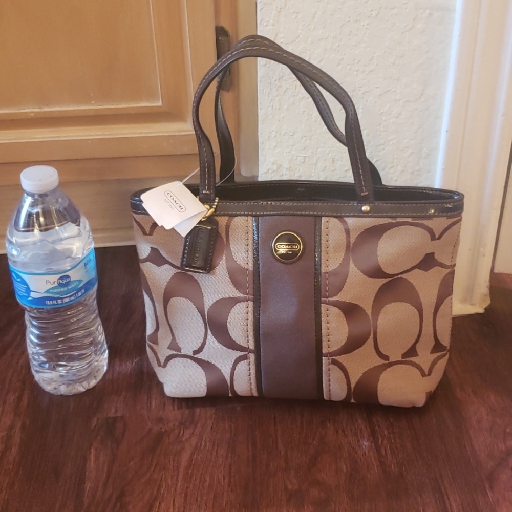 Coach purse (mini tote)